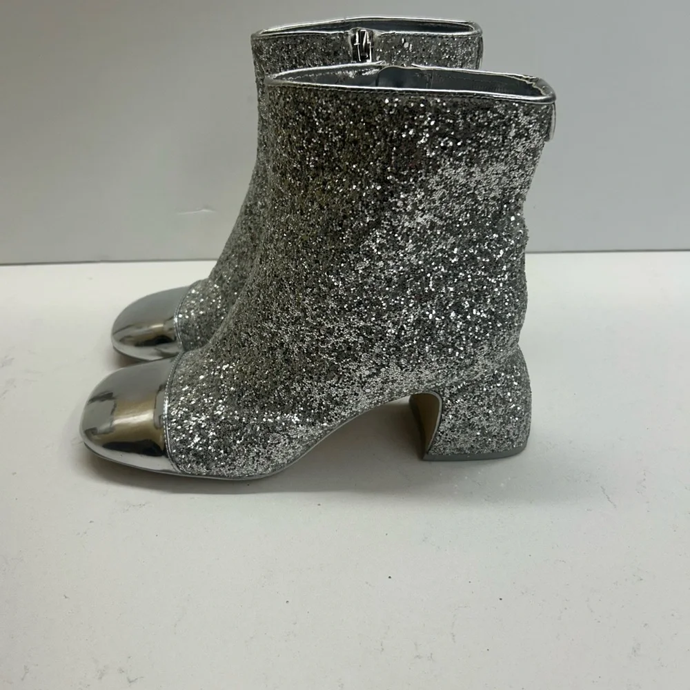 Circus by‎ Sam Edelman Osten Silver Glitter Ankle Boots Size 6.5”
